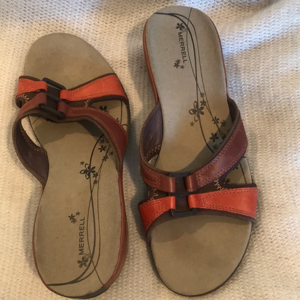 NWOT Merrell Slides, Dewberry Brown, Size 9 - Picture 4 of 4